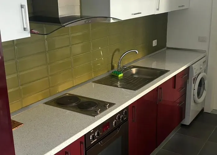 Lejlighed Lalezi Bay